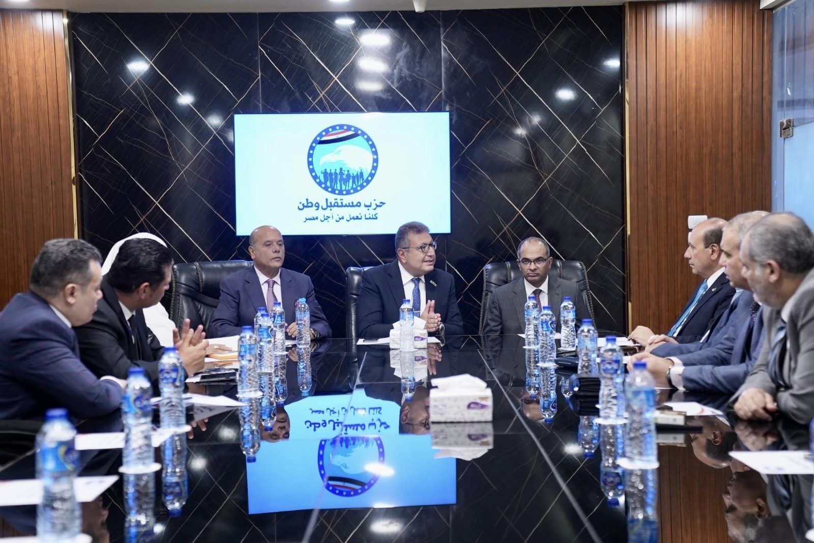 بعد الإعلان عن تشكيلها.. أمانة الإسكان بـ«مستقبل وطن» تناقش التعاون مع الحكومة بعد الإعلان عن تشكيلها.. أمانة الإسكان بـ«مستقبل وطن» تناقش التعاون مع الحكومة