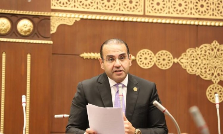 محمد المنزلاوى: الجيل الخامس للمحمول ساهم في دعم الاقتصاد بـ30 مليار جنيه محمد المنزلاوى: الجيل الخامس للمحمول ساهم في دعم الاقتصاد بـ30 مليار جنيه