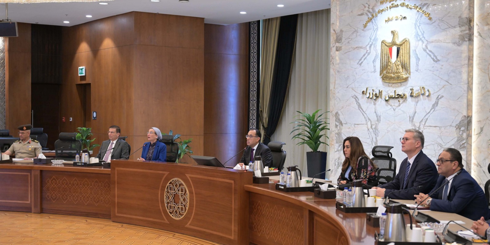 رئيس الوزراء يتابع الاستعدادات للمشاركة في COP 29 رئيس الوزراء يتابع الاستعدادات للمشاركة في COP 29