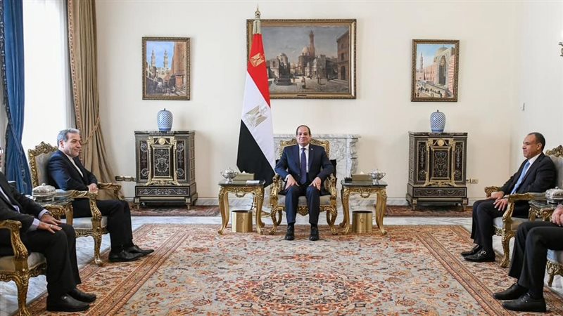 الرئيس السيسي يستقبل وزير الخارجية الإيراني 