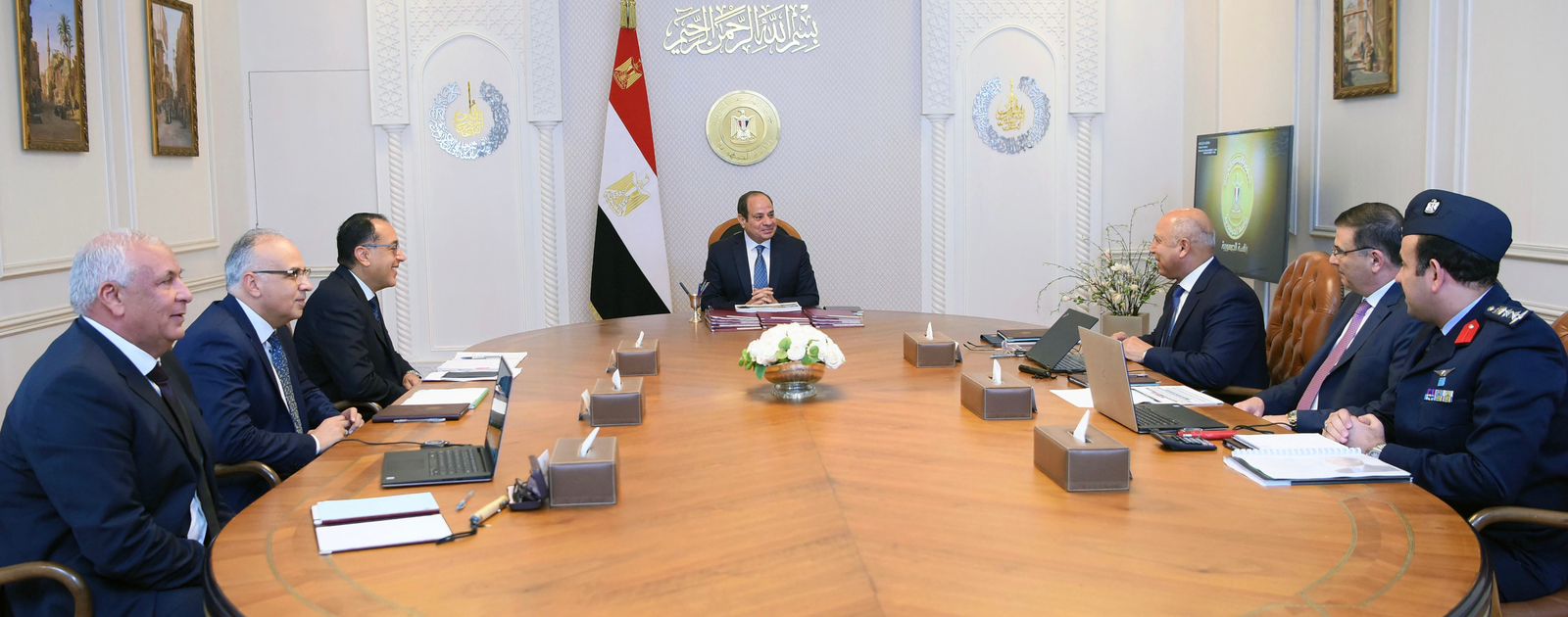 السيسي يتابع أخر تطوير الخدمات المقدمة بمحافظة الوادي الجديد