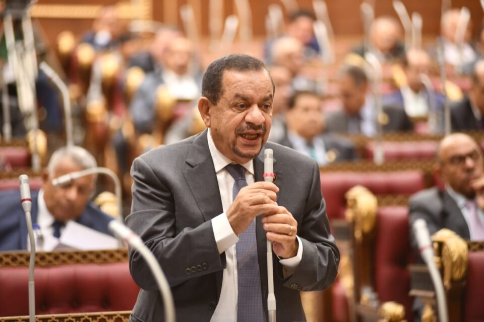 رئيس زراعة الشيوخ يطالب بخطة طويلة المدى لتأهيل العمالة لسوق العمل المحلى والخارجى