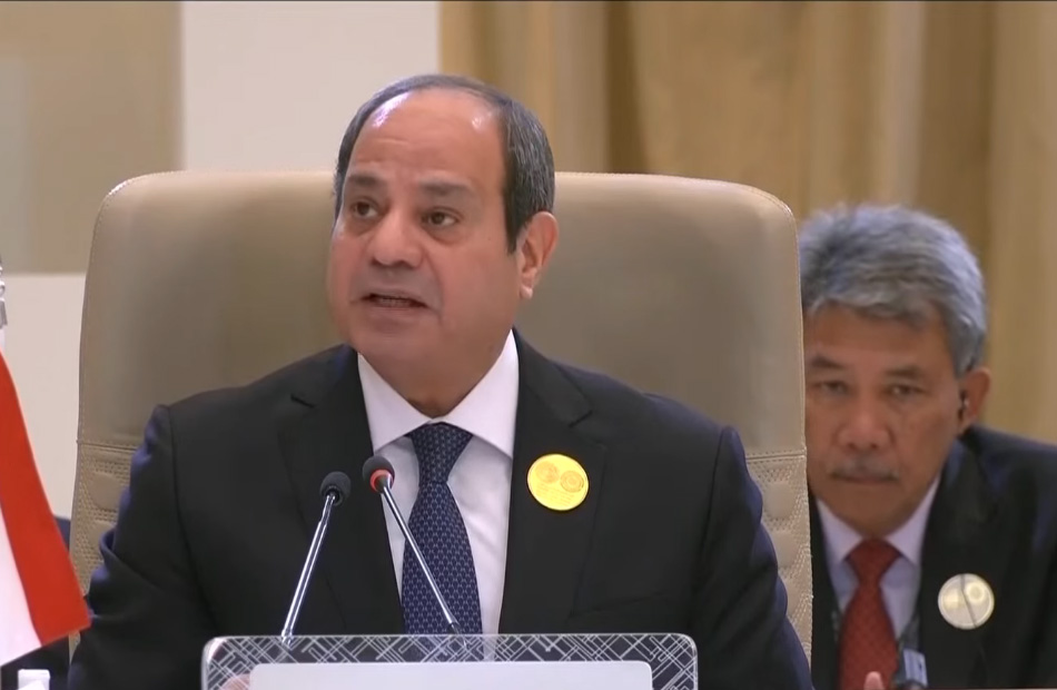 الرئيس السيسي: مصر ملتزمة بشكل كامل بتقديم العون للأشقاء فى لبنان الرئيس السيسي: مصر ملتزمة بشكل كامل بتقديم العون للأشقاء فى لبنان