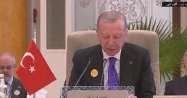 أردوغان: إسرائيل تدمر الوجود الفلسطينى وتخطط للبقاء فى غزة أردوغان: إسرائيل تدمر الوجود الفلسطينى وتخطط للبقاء فى غزة