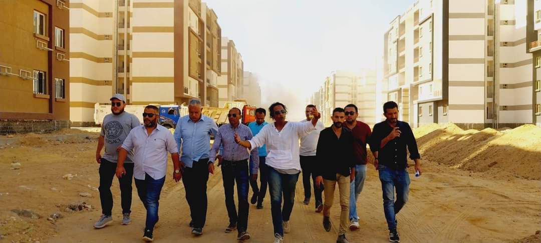 وزير الإسكان: جارٍ تنفيذ أعمال الكهرباء والطرق لـ7080 وحدة سكنية بالمرحلة الثالثة وزير الإسكان: جارٍ تنفيذ أعمال الكهرباء والطرق لـ7080 وحدة سكنية بالمرحلة الثالثة