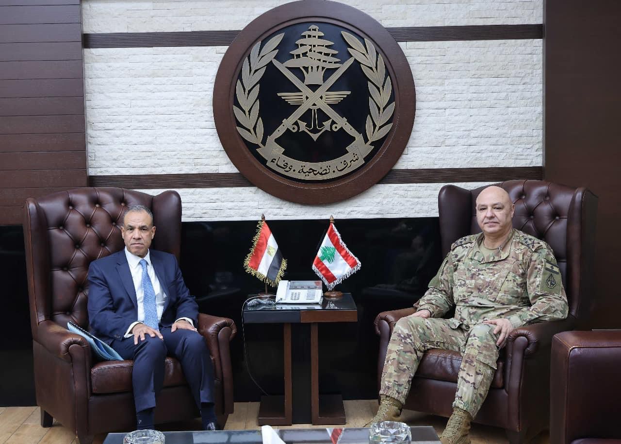 وزير الخارجية والهجرة يجتمع مع قائد الجيش اللبناني وزير الخارجية والهجرة يجتمع مع قائد الجيش اللبناني
