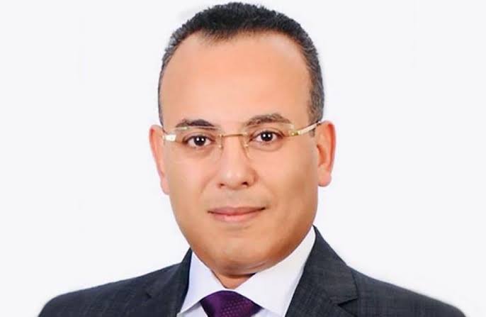 قرار جمهوري بتعيين أحمد فهمي المتحدث الرسمي باسم رئاسة الجمهورية سفيرا لدى المجر