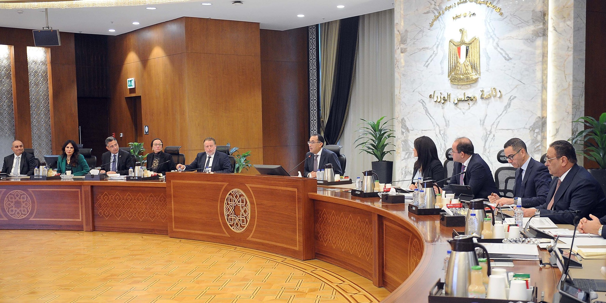 الحكومة: بنوك ومطارات ضمن الطروحات الحكومية الفترة المقبلة الحكومة: بنوك ومطارات ضمن الطروحات الحكومية الفترة المقبلة