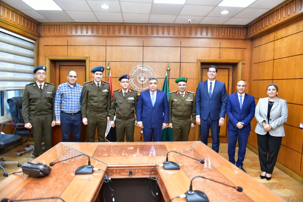 معهد اللغات للقوات المسلحة يوقع عقد اتفاق مع محافظة الدقهلية