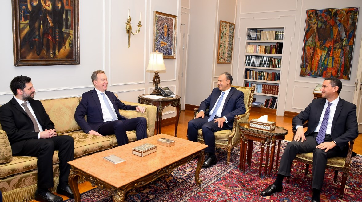 “وزير الخارجية” يؤكد التزام مصر بدعم القضية الفلسطينية “وزير الخارجية” يؤكد التزام مصر بدعم القضية الفلسطينية