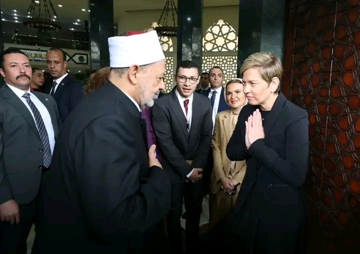 خلال استقباله قرينة الرئيس.. شيخ الأزهر يشيد بموقف كولومبيا بتأييد مذكرة اعتقال “نتنياهو”