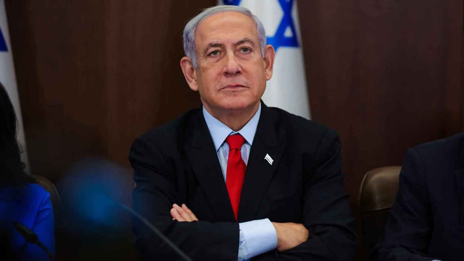 نتنياهو يندد.. مستوطنون يهود يهاجمون ضابطاً بالجيش الإسرائيلي نتنياهو يندد.. مستوطنون يهود يهاجمون ضابطاً بالجيش الإسرائيلي