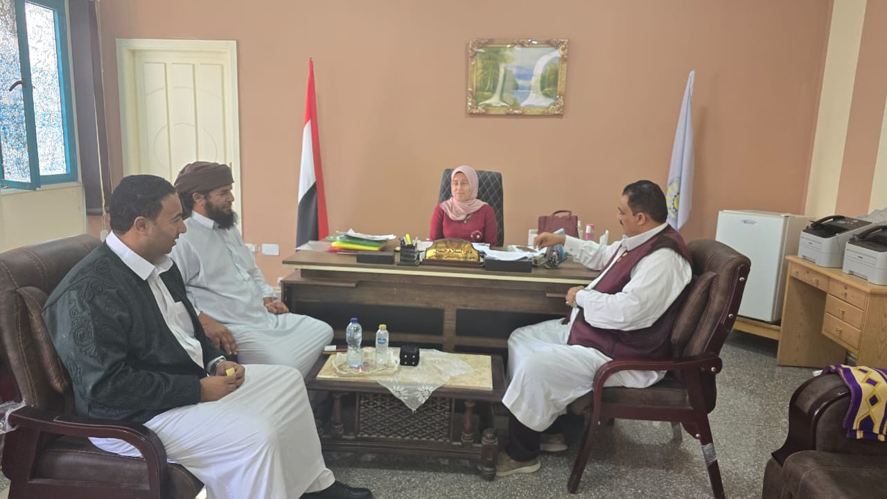 “المصريين الأحرار” يلتقي مديرة التضامن الاجتماعي بمطروح