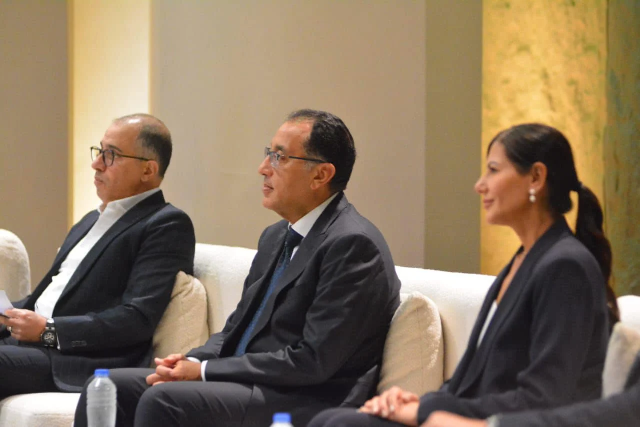 رئيس الوزراء يشهد تصوير حلقة من برنامج (Gen z)