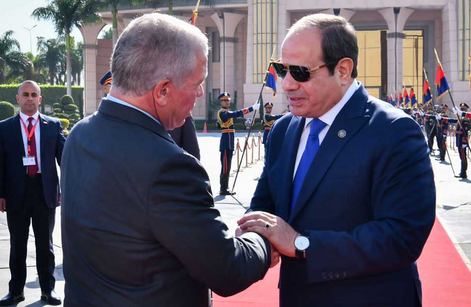 الرئيس السيسي يستقبل العاهل الأردني ويعقدان جلسة مباحثات