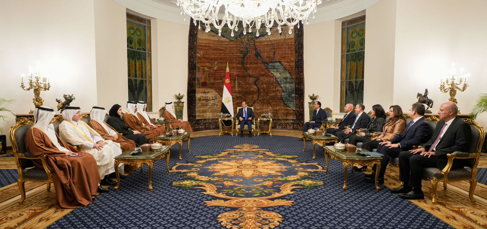 ملخص ما جاء في اجتماع الرئيس السيسي ورئيس مجلس الوزراء وزير خارجية قطر