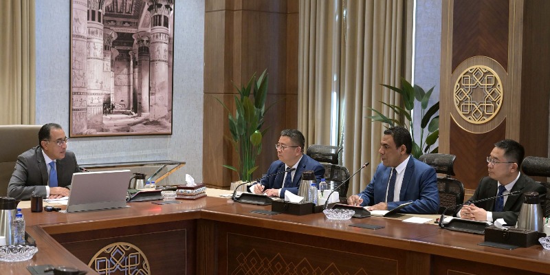 مدبولي: مستعدون لتقديم مختلف الدعم لمشروع انتاج السيارات وقطع الغيار