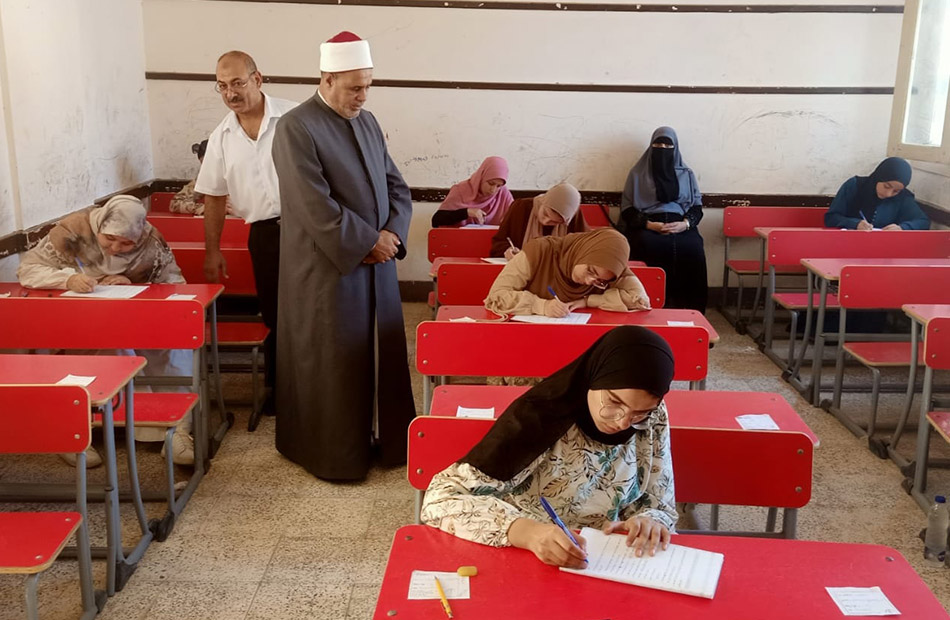 طريقة تسجيل استمارة التقدم لامتحانات الشهادة الأزهرية