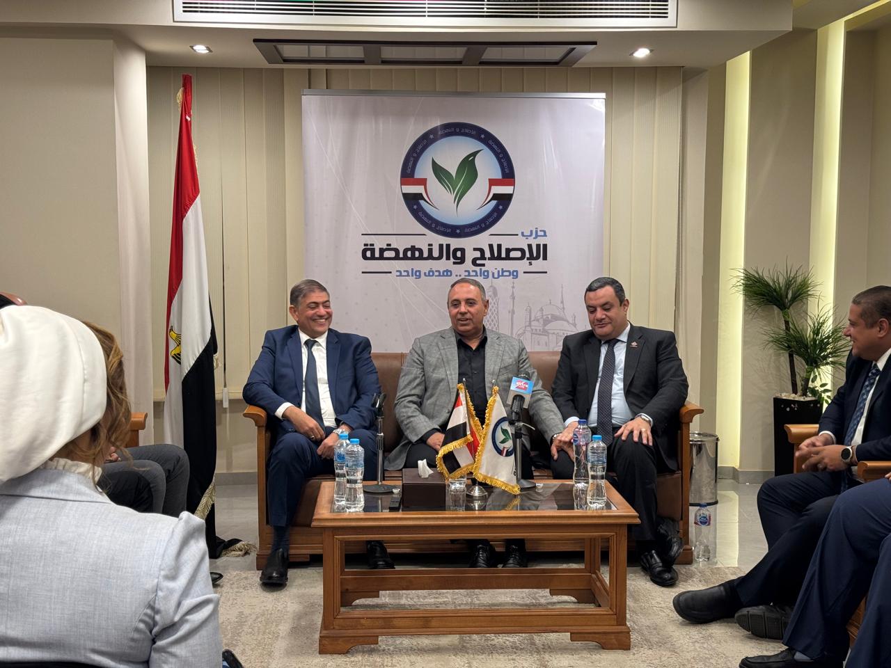 أكمل نجاتي: الإنتخابات فرصة لتعزيز الحوار بين المواطنين والنخب السياسية