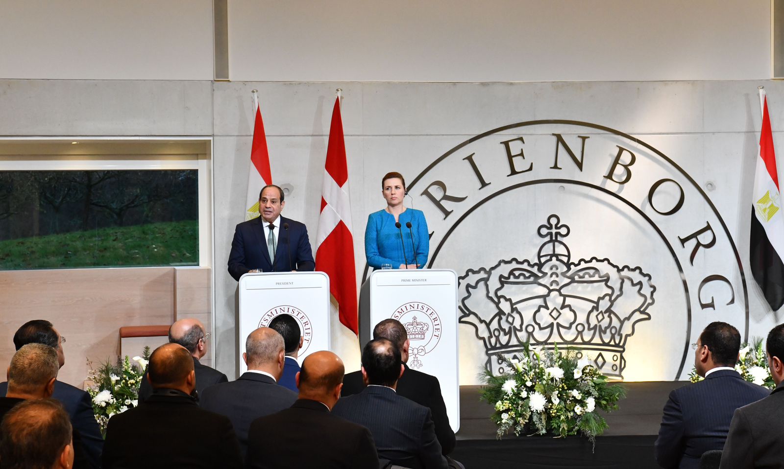 الرئيس السيسي يقيم مأدبة عشاء على شرف ملك الدنمارك وقرينته الملكة ماري الرئيس السيسي يقيم مأدبة عشاء على شرف ملك الدنمارك وقرينته الملكة ماري