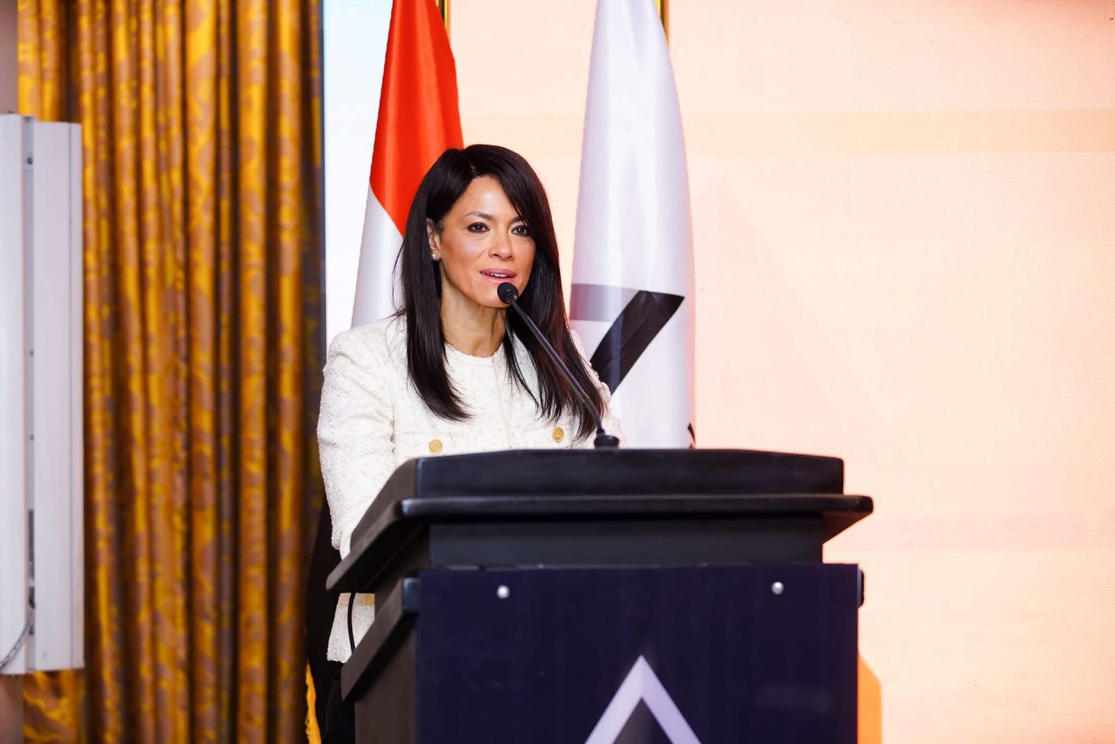 «المشاط»: سياسات المنافسة تُمثل أساسًا قويًا في بناء اقتصاد تنافسي وجاذب للاستثمار «المشاط»: سياسات المنافسة تُمثل أساسًا قويًا في بناء اقتصاد تنافسي وجاذب للاستثمار