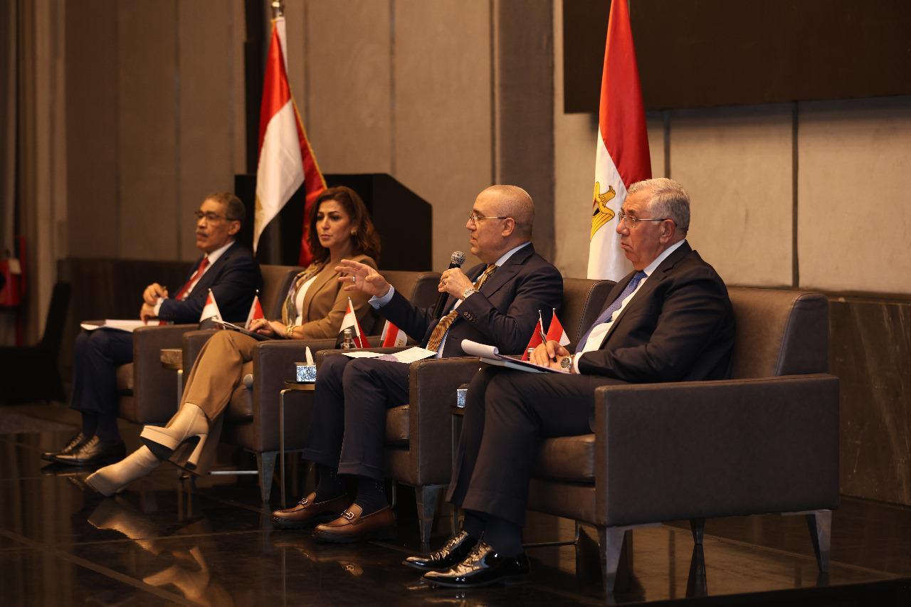 لإثراء الحياة السياسية.. تفاصيل مؤتمر «اتحاد القبائل» بإحدى الفنادق الكبرى(صور)