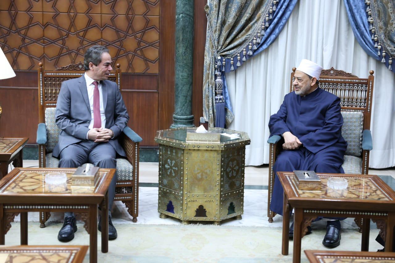 رئيس الهيئة الوطنية للإعلام: تعزيز التعاون لدعم رسالة الأزهر الوسطية رئيس الهيئة الوطنية للإعلام: تعزيز التعاون لدعم رسالة الأزهر الوسطية