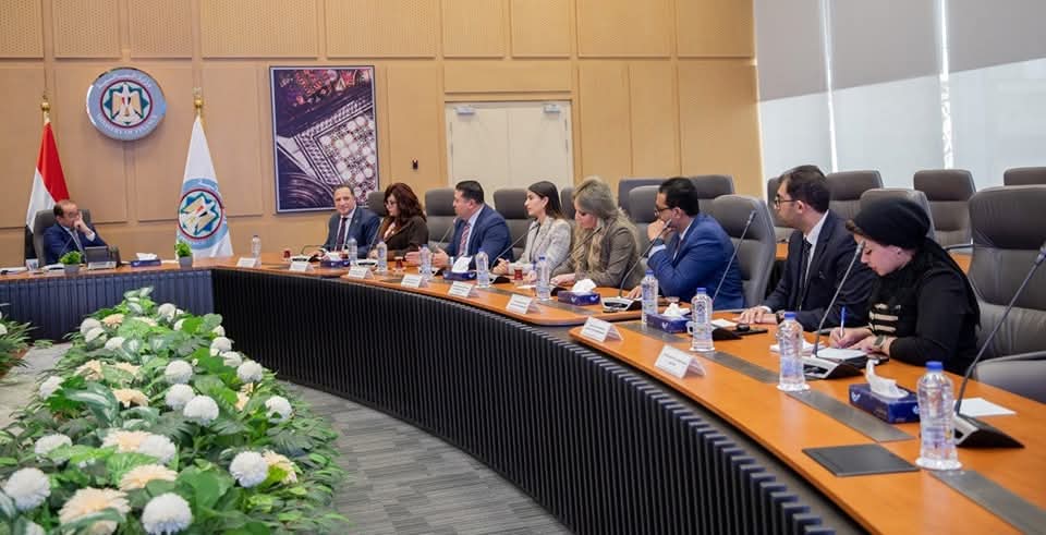 وزير المالية يستقبل وفدًا من حزب الشعب الجمهوري لمناقشة عددًا من الملفات الاقتصادية وزير المالية يستقبل وفدًا من حزب الشعب الجمهوري لمناقشة عددًا من الملفات الاقتصادية