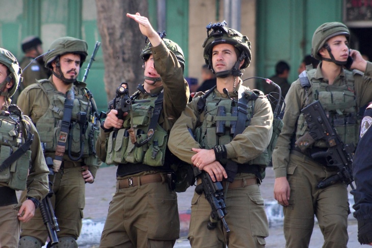 جنود الإحتلال: نقتل المدنيين بغزة.. وتَلتهم قطعان الكلاب جثامينهم جنود الإحتلال: نقتل المدنيين بغزة.. وتَلتهم قطعان الكلاب جثامينهم