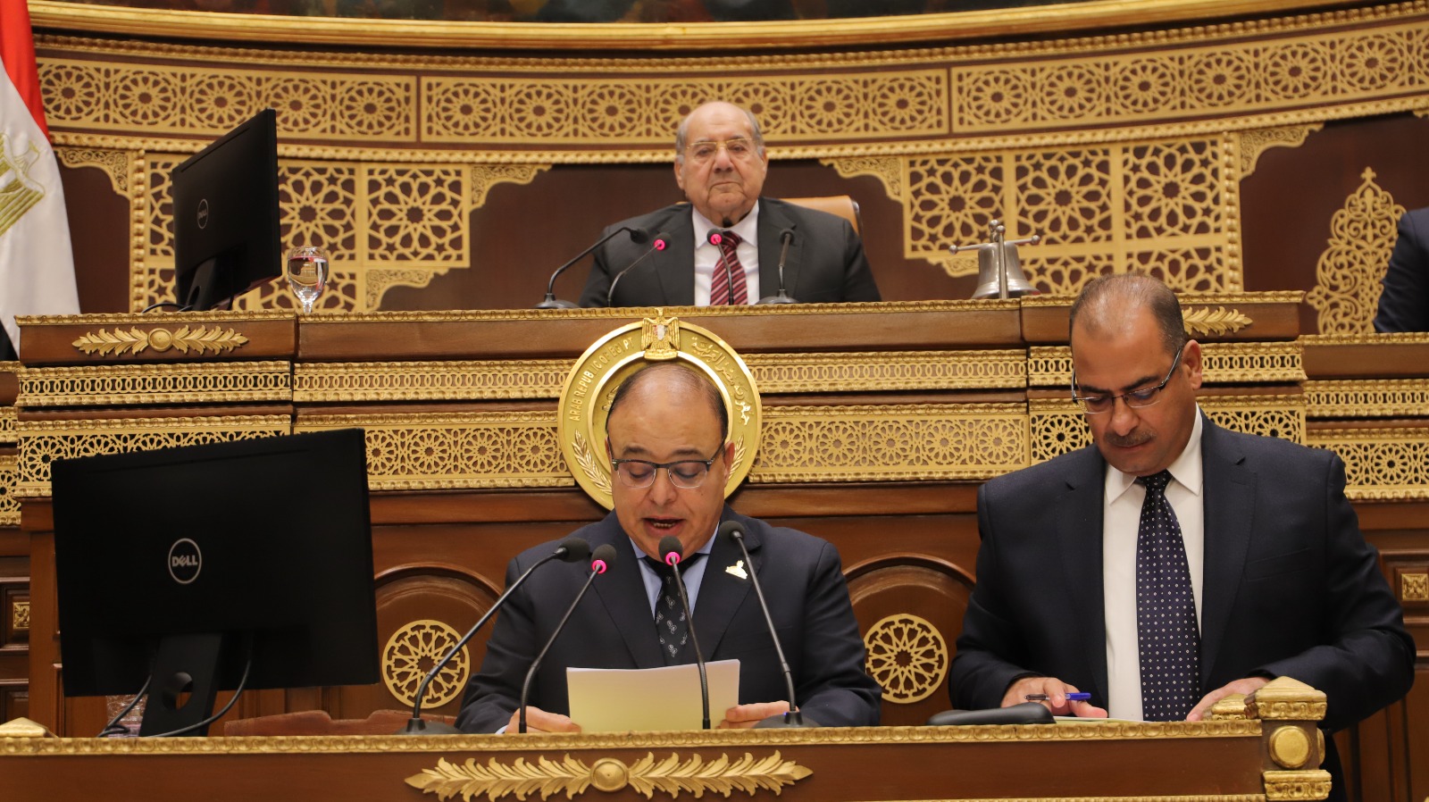 الشيوخ يُحيل 9 تقارير للجان المختصة