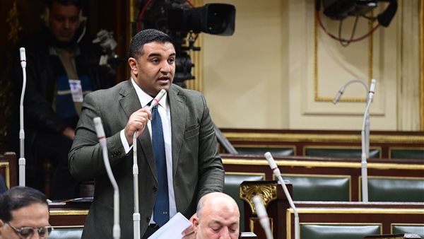 “أول تعليق برلماني على حظر استضافة العرافين” النائب محمود عصام: خطوة هامة لمواجهة الخرافات