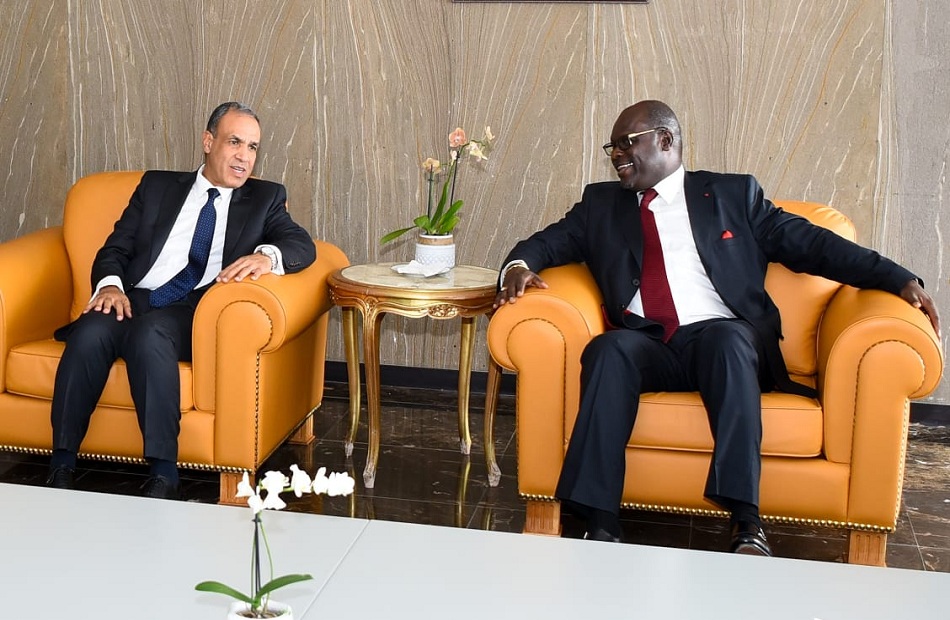 وزير الخارجية يعقد مباحثات مع نظيره الجابوني