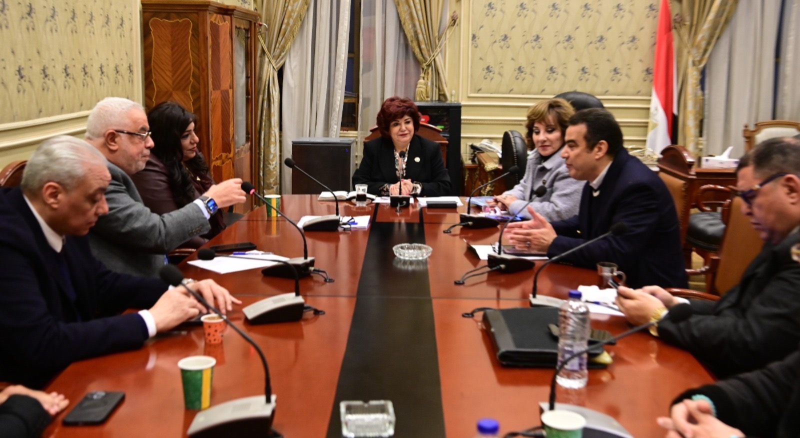 “سياحة النواب” تصدر توصياتها بشأن ضوابط موسم الحج السياحي “سياحة النواب” تصدر توصياتها بشأن ضوابط موسم الحج السياحي