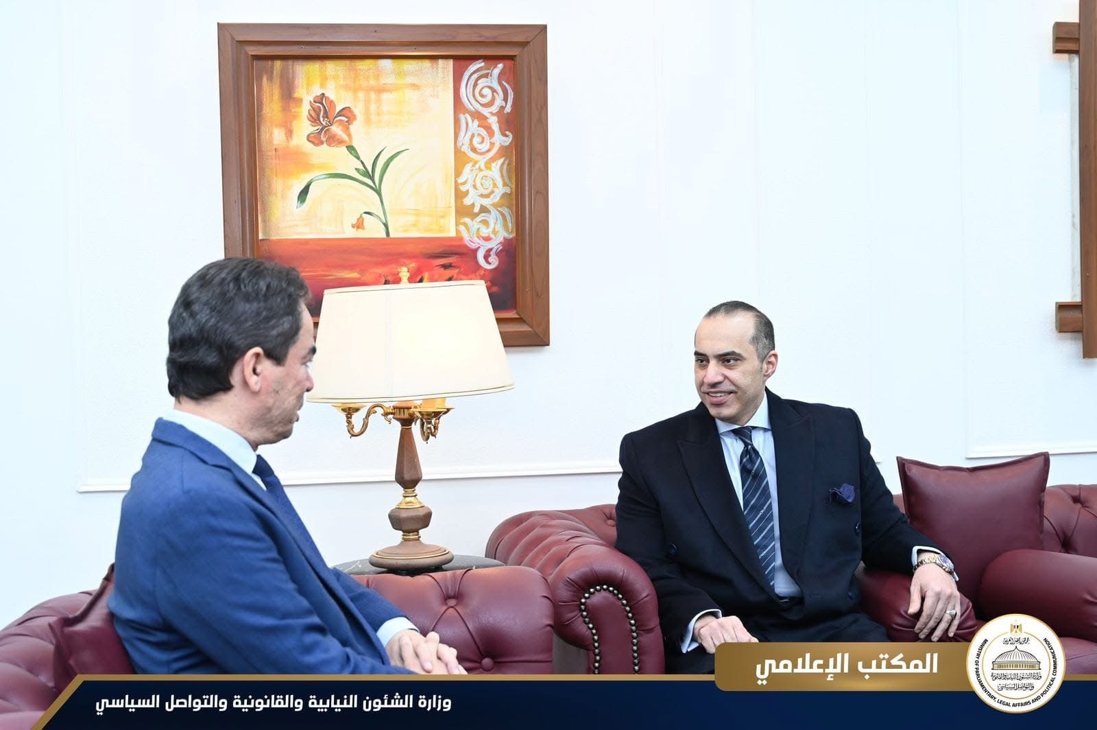 وزير الشئون النيابية والقانونية والتواصل السياسي يلتقي رئيس الهيئة الوطنية للإعلام