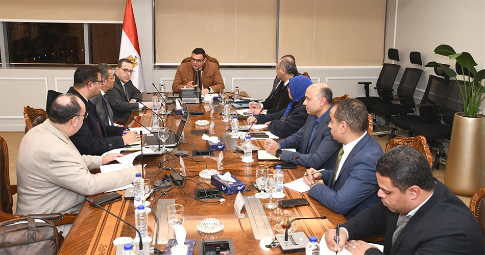 وزير الإسكان يتابع موقف المشروعات التنموية والمخطط تنفيذها بالعلمين الجديدة وزير الإسكان يتابع موقف المشروعات التنموية والمخطط تنفيذها بالعلمين الجديدة