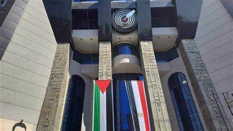 خطاب من 10 نقابات مهنية مصرية إلى  السفارة الأمريكية لرفض تصريحات “ترامب” حول تهجير الفلسطينيين