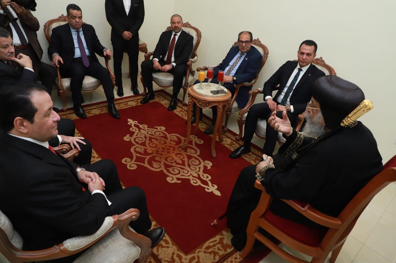 جبهة داخلية قوية ونسيج وطني واحد.. قيادات مستقبل وطن تهنئ البابا تواضروس الثاني بعيد الميلاد المجيد جبهة داخلية قوية ونسيج وطني واحد.. قيادات مستقبل وطن تهنئ البابا تواضروس الثاني بعيد الميلاد المجيد