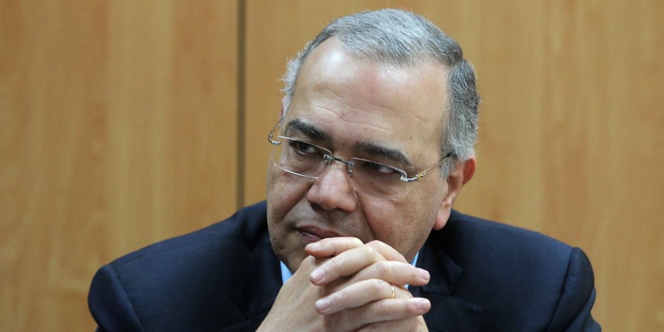 رئيس حزب «المصريين الأحرار» ناعياً الفريق جلال الهريدي: «كان رمزًا من رموز العسكرية المصرية» رئيس حزب «المصريين الأحرار» ناعياً الفريق جلال الهريدي: «كان رمزًا من رموز العسكرية المصرية»