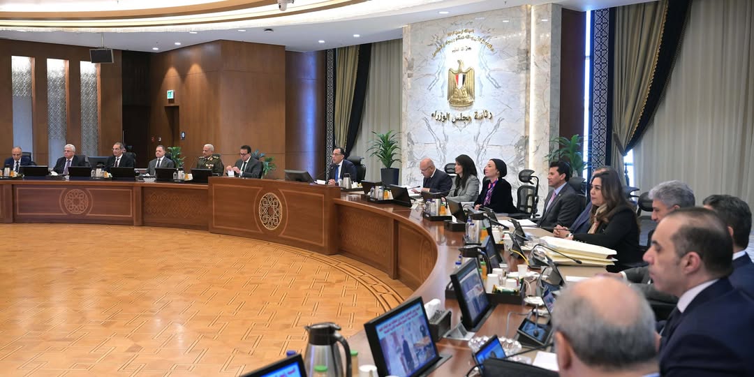 “تقوية شبكات الهاتف وتنمية الأنشطة اللوجيستية” أبرز قرارات مجلس الوزراء اليوم “تقوية شبكات الهاتف وتنمية الأنشطة اللوجيستية” أبرز قرارات مجلس الوزراء اليوم