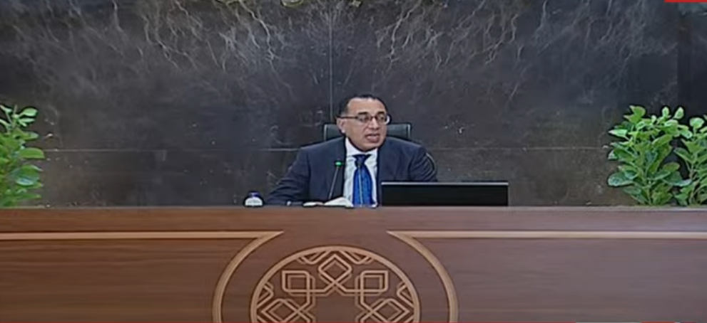 مدبولي: هدفنا من قانون المسؤولية الطبية وضع حماية أكبر لهم من منطلق دورهم