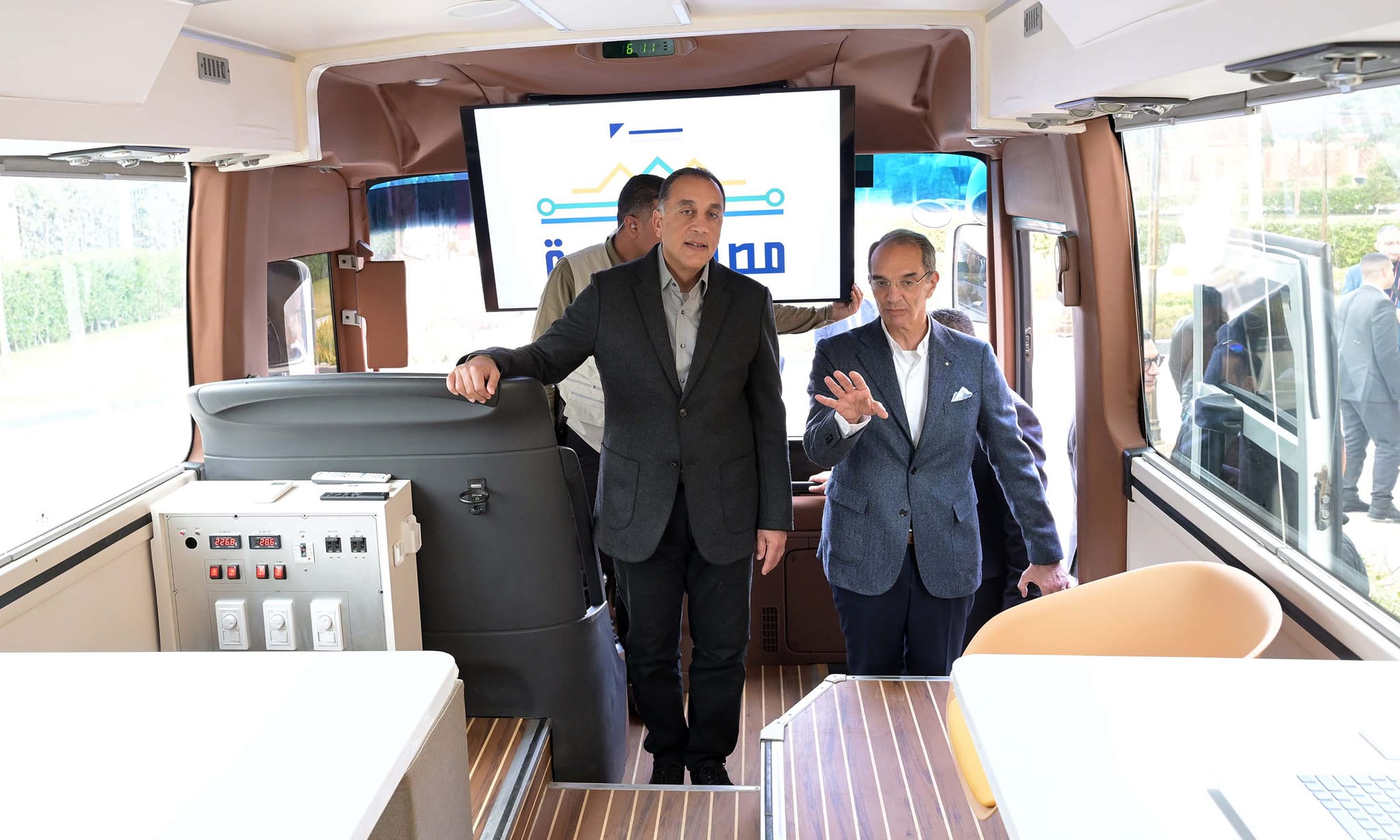 مدبولي: نسعي لتحويل مصر إلى مركز إقليمي للاتصالات والخدمات الرقمية مدبولي: نسعي لتحويل مصر إلى مركز إقليمي للاتصالات والخدمات الرقمية