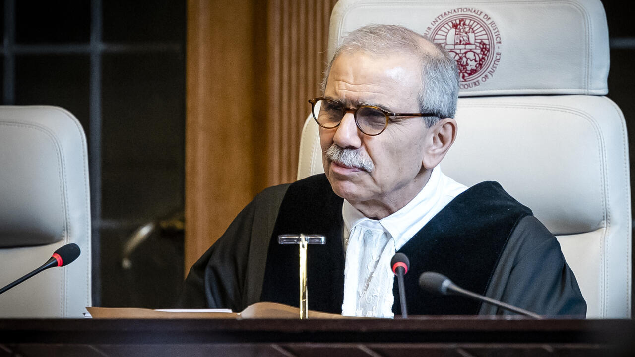 بعد تكليفة.. هل ينجح نواف سلام في قيادة لبنان نحو بناء دولة حديثة وإنقاذها من أزماتها؟