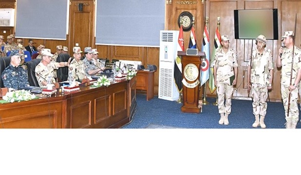 رئيس الأركان يشهد تنفيذ مشروع مراكز القيادة التعبوى