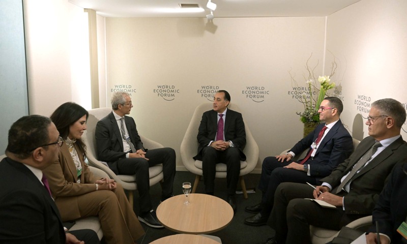 مدبولي: نسعي لتوطين صناعة مكونات محطات تحلية المياه مدبولي: نسعي لتوطين صناعة مكونات محطات تحلية المياه