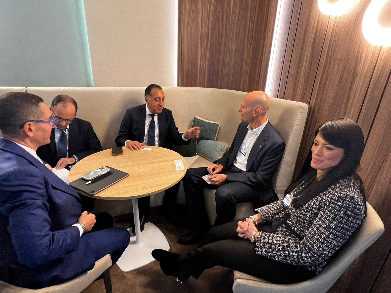 “مدبولي” يبحث مع مجموعة “أريستون” خطط تطوير استثماراتها بمصر واستثمار 30 مليون يورو