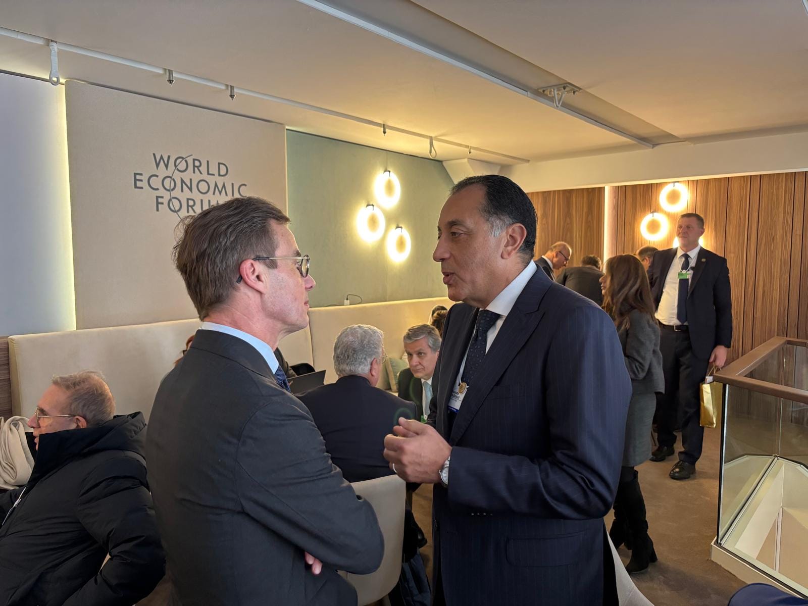 مدبولي من سويسرا: استمرار الجهود المصرية لتنفيذ وقف إطلاق النار في غزة مدبولي من سويسرا: استمرار الجهود المصرية لتنفيذ وقف إطلاق النار في غزة