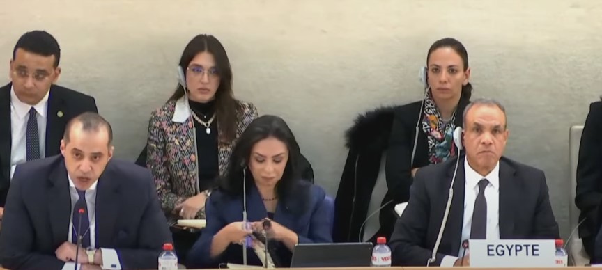 وزير الشؤون النيابية: مصر تصدر قانونًا جديدًا لتنظيم لجوء الأجانب وحمايتهم وفق المعايير الدولية وزير الشؤون النيابية: مصر تصدر قانونًا جديدًا لتنظيم لجوء الأجانب وحمايتهم وفق المعايير الدولية