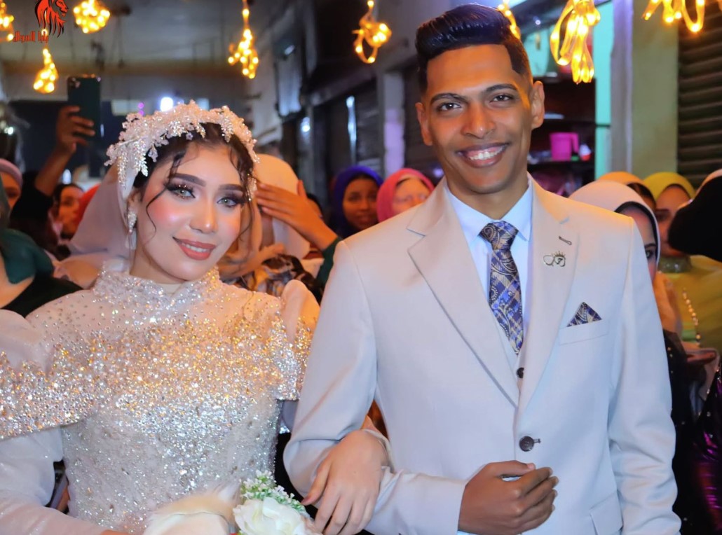 سياسة بوست تهنئ الصحفي محمود علي بمناسبة خطوبته