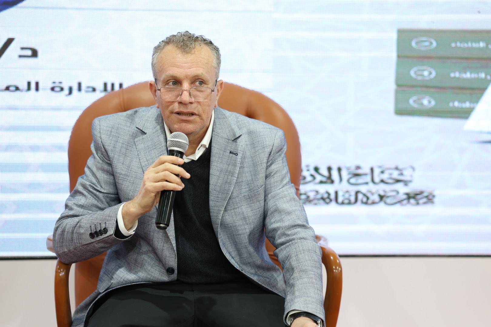 ندوة بجناح الأزهر بمعرض الكتاب تناقش كتاب «مقالات في الأخلاق»: رسالة تربوية لإصلاح المجتمعات ندوة بجناح الأزهر بمعرض الكتاب تناقش كتاب «مقالات في الأخلاق»: رسالة تربوية لإصلاح المجتمعات