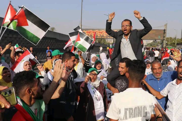 الهلالي: الوقفة التضامنية مع الشعب الفلسطيني أمام معبر رفح تعكس موقفا شعبيا قويًا ورسالة إنسانية واضحة